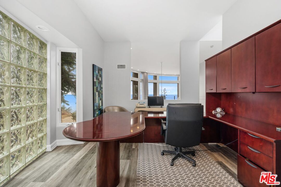 11834 Pacific Coast Hwy