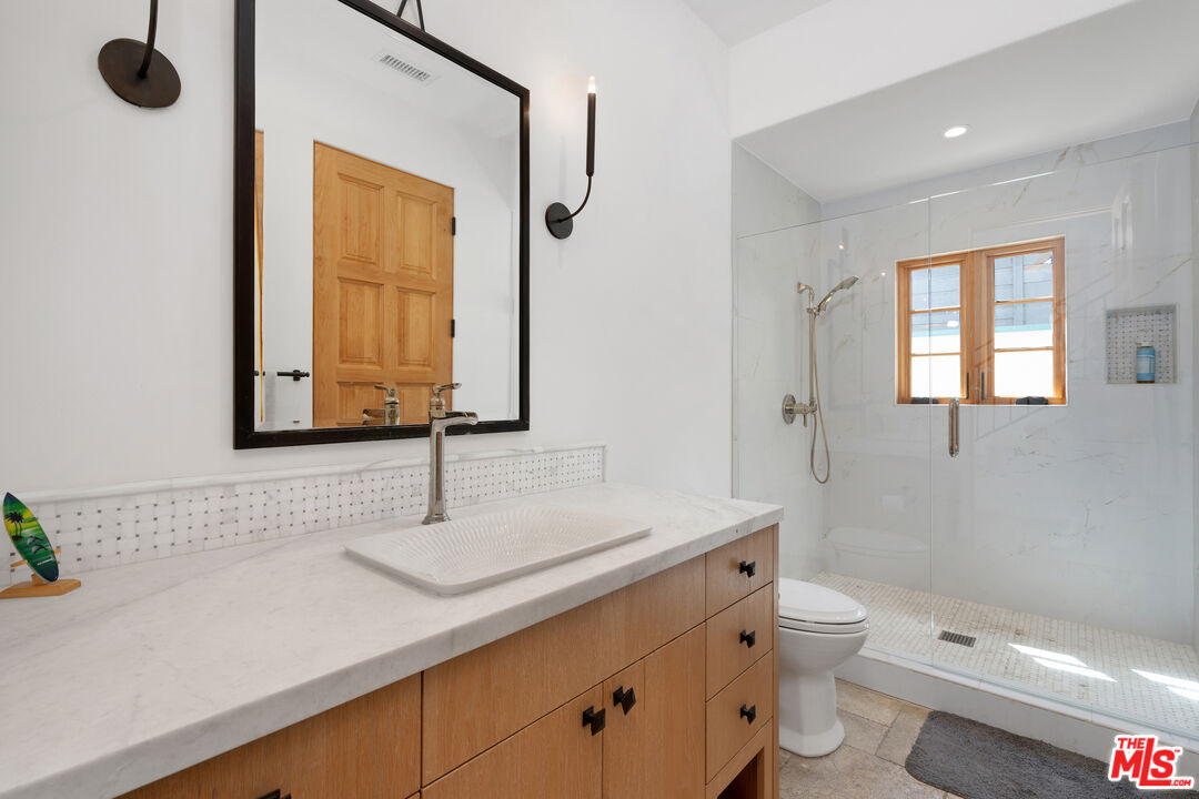 19824 Pacific Coast Hwy