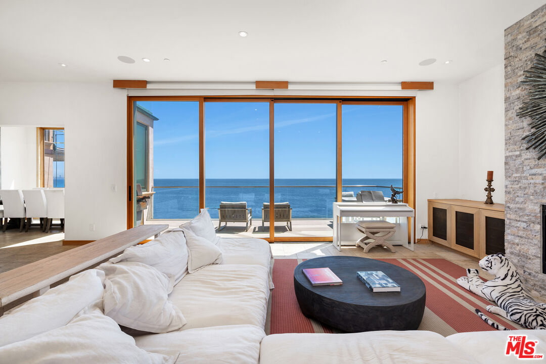 19824 Pacific Coast Hwy