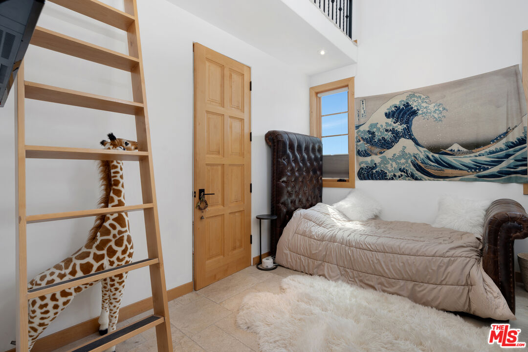 19824 Pacific Coast Hwy