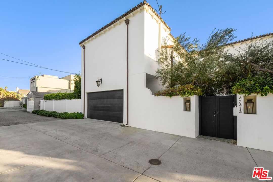 27212 Pacific Coast Hwy