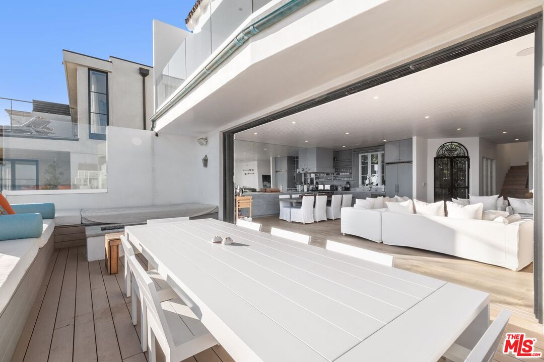 27212 Pacific Coast Hwy