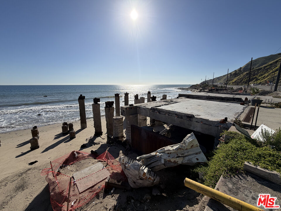 19216 Pacific Coast Hwy