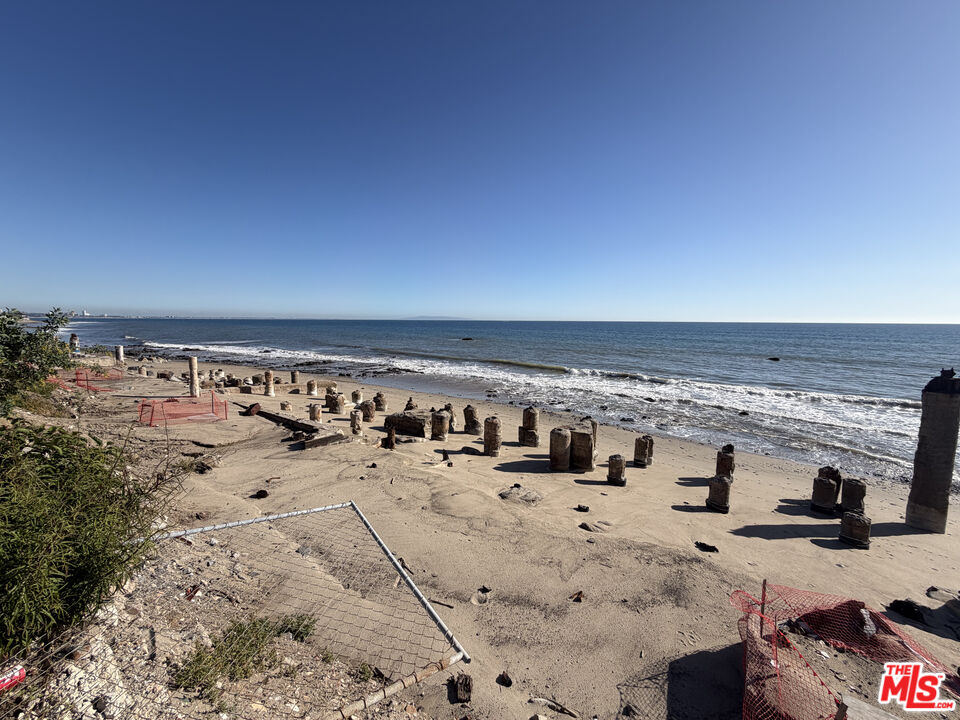 19216 Pacific Coast Hwy