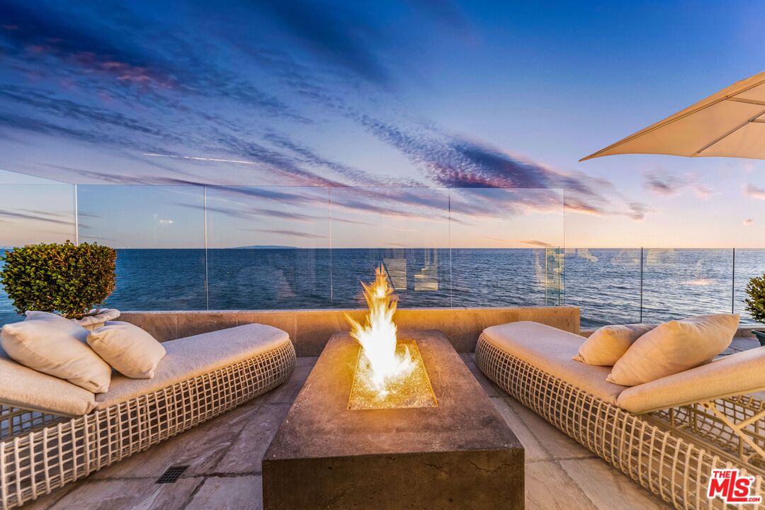 19620 Pacific Coast Hwy