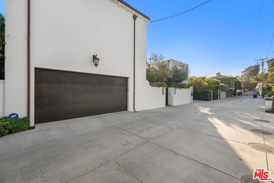 27212 Escondido Beach Rd