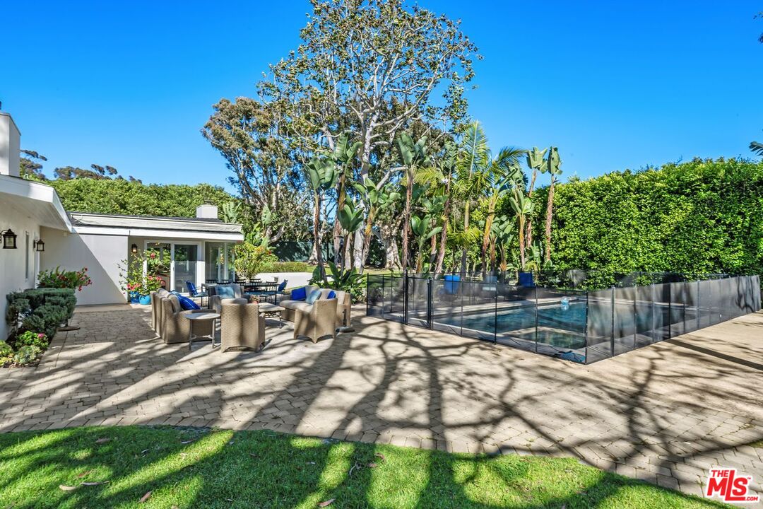 29260 Sea Lion Pl