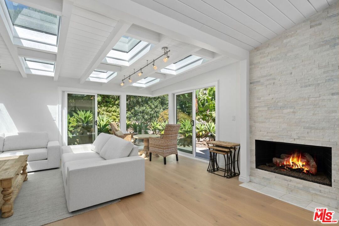 29260 Sea Lion Pl