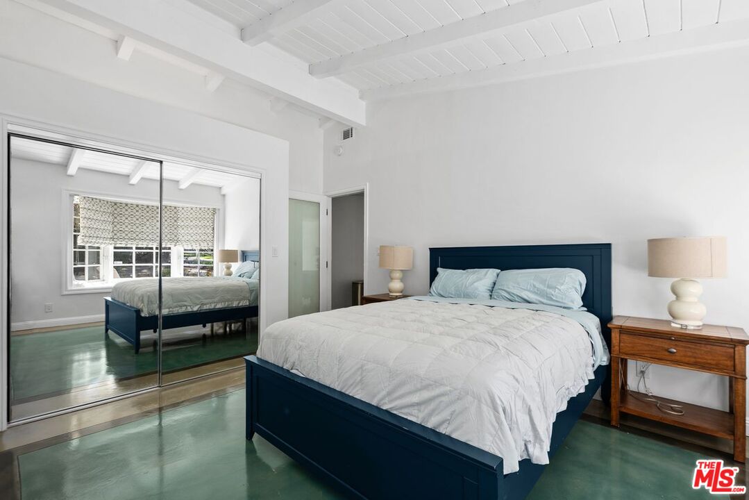 29260 Sea Lion Pl