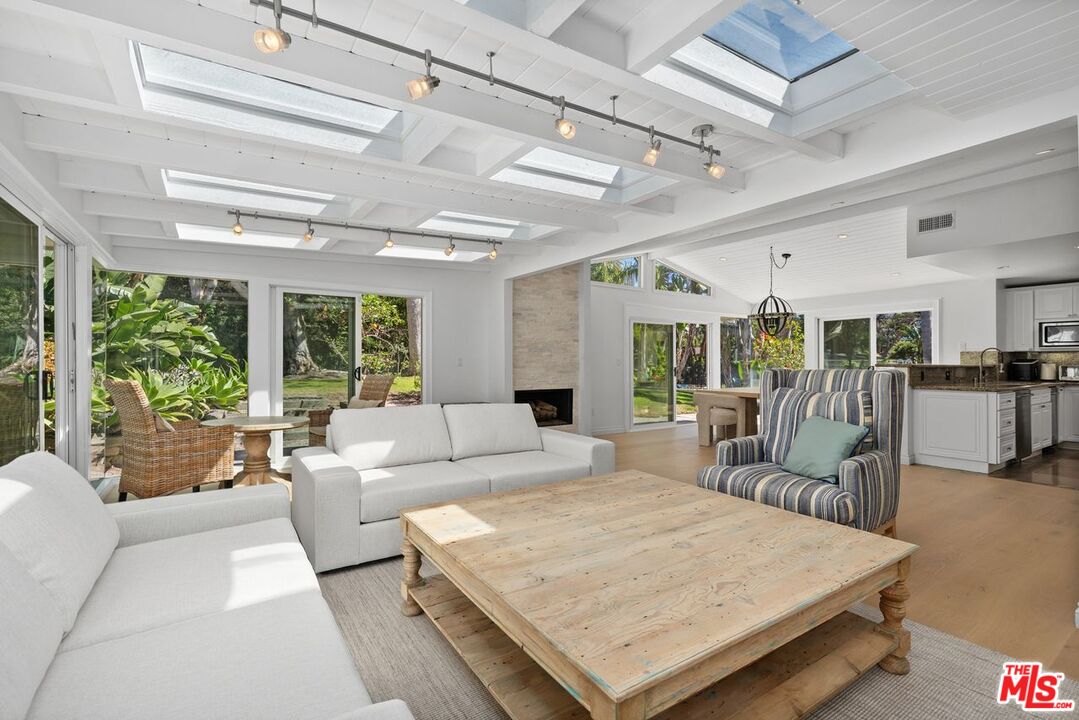 29260 Sea Lion Pl