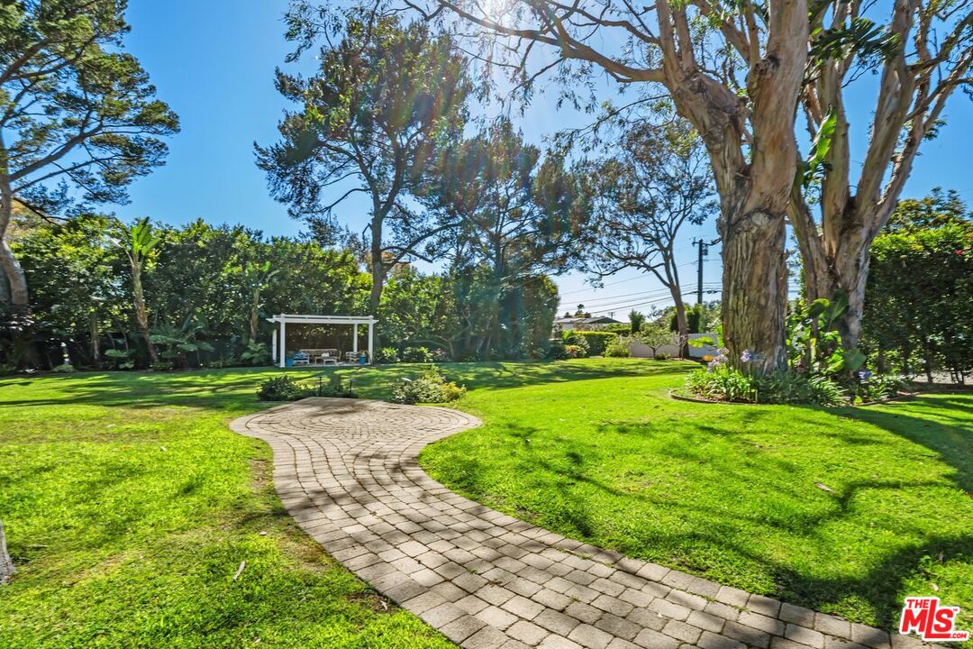 29260 Sea Lion Pl