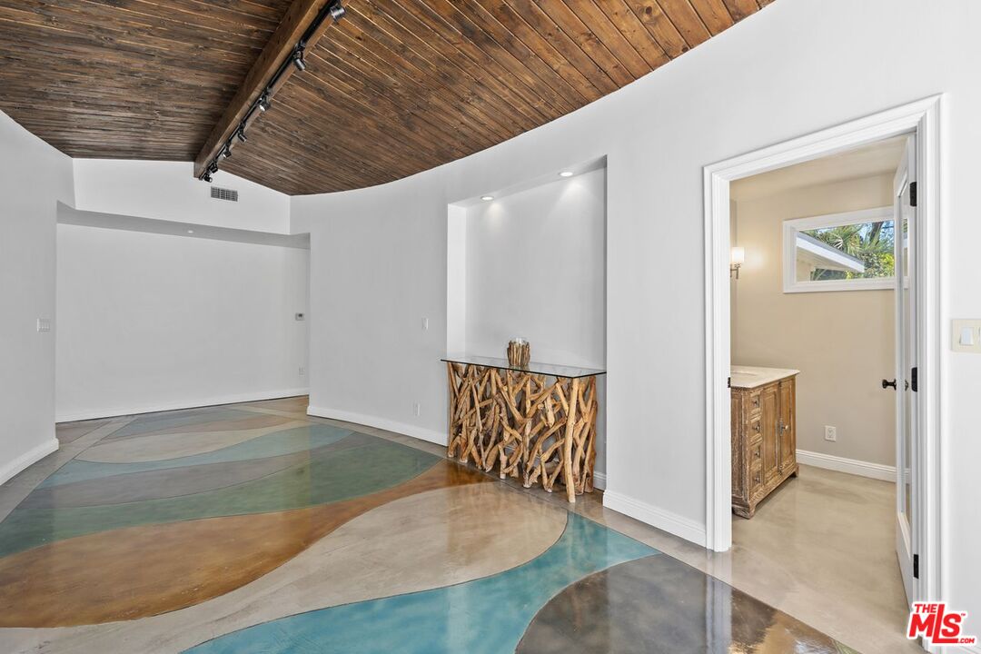 29260 Sea Lion Pl