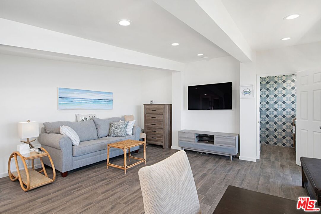 32614 Pacific Coast Highway