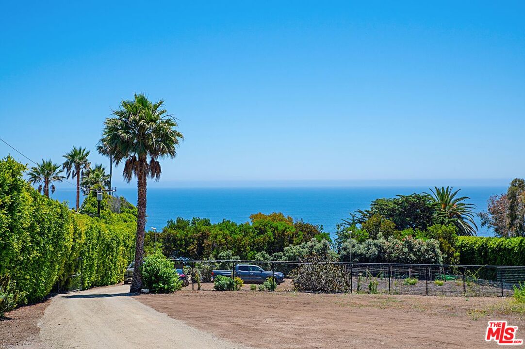 32614 Pacific Coast Highway
