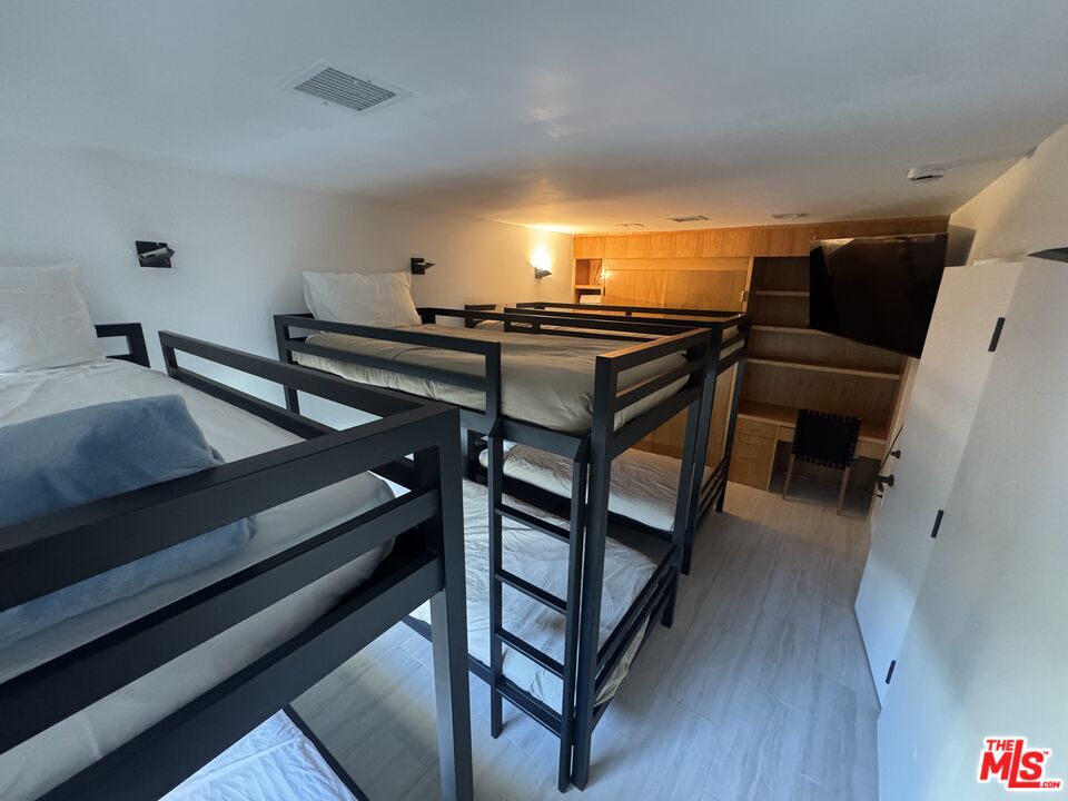 25302 Malibu Rd