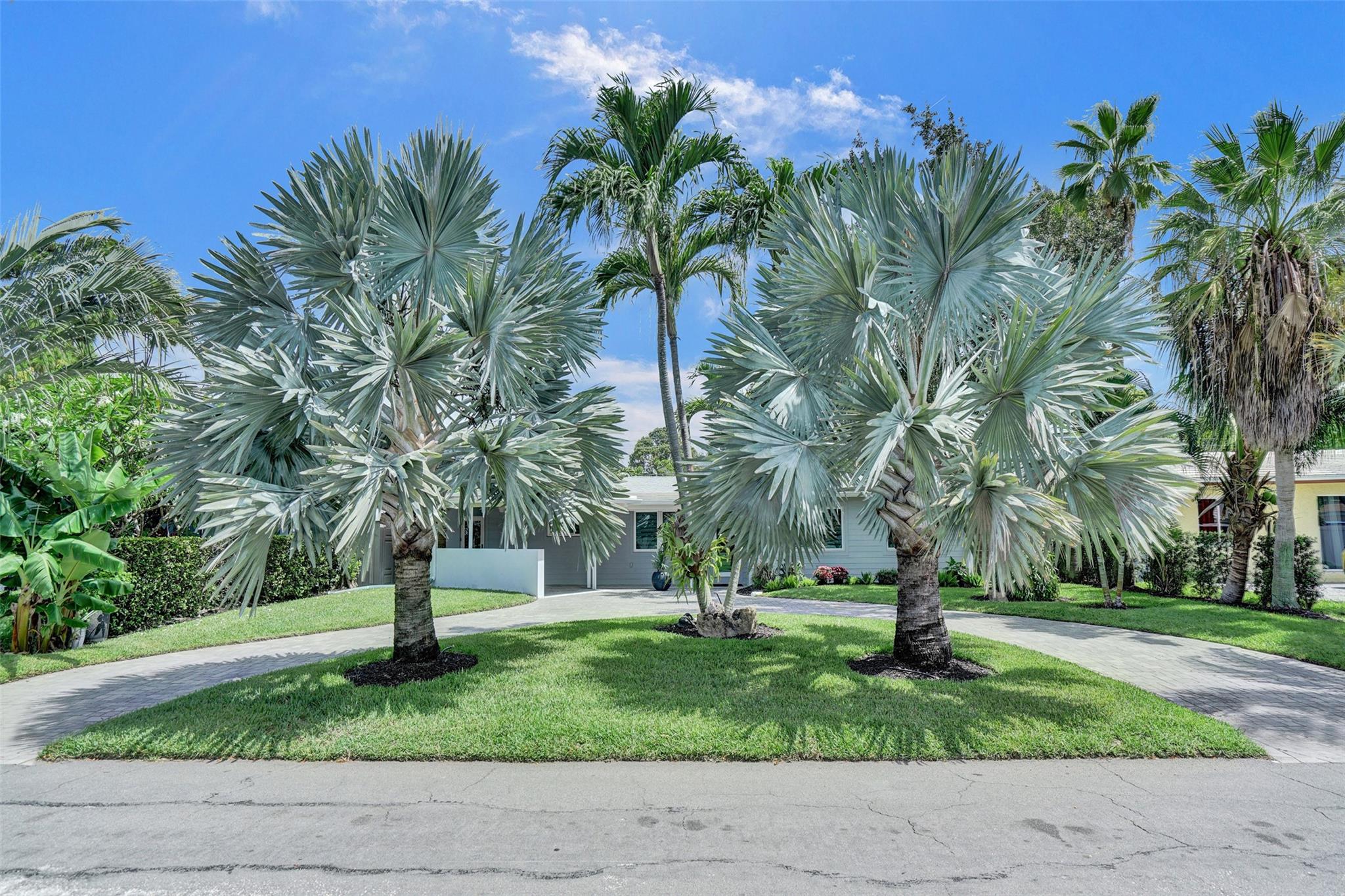 131 SE 8th St