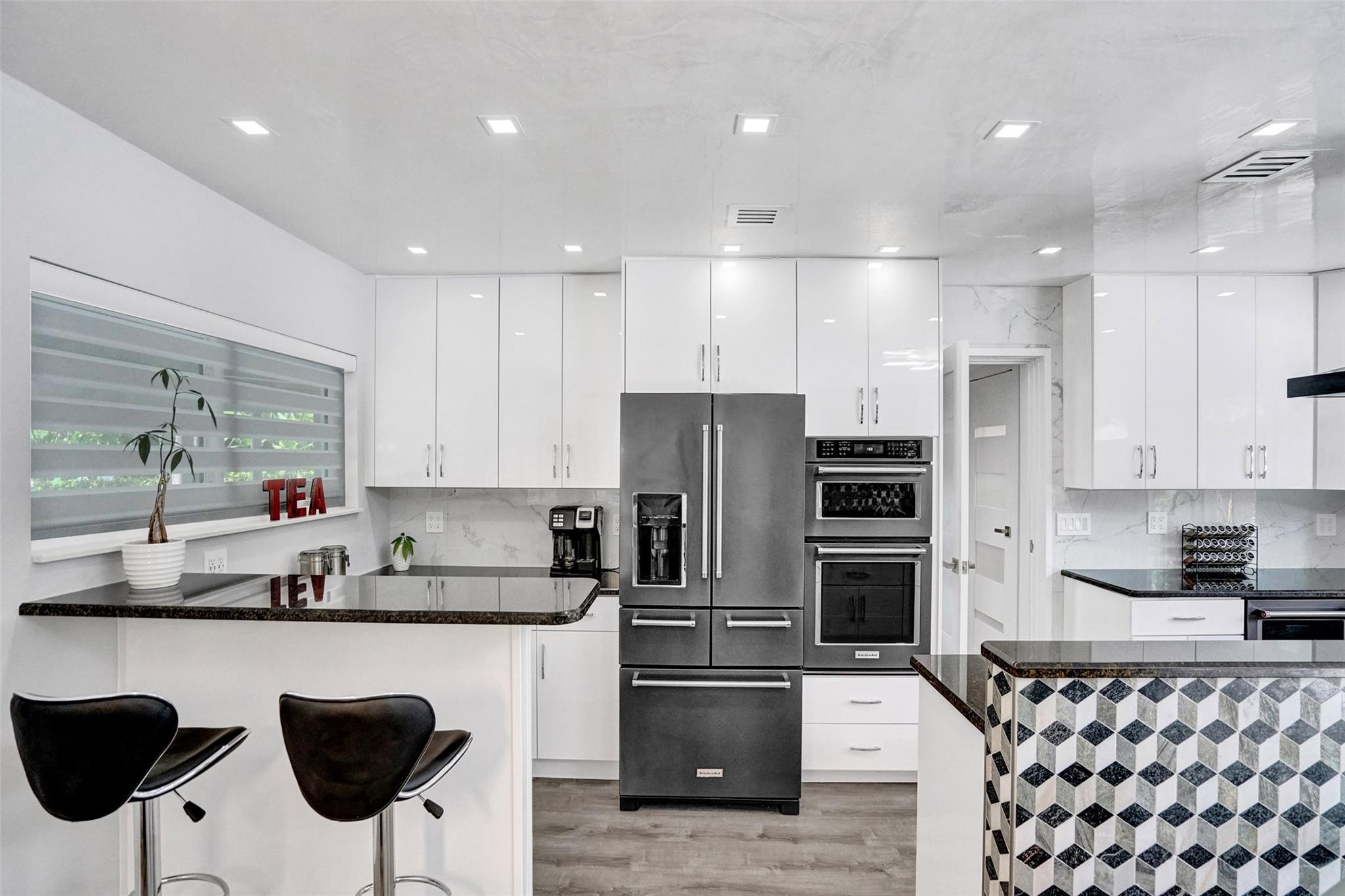 131 SE 8th St