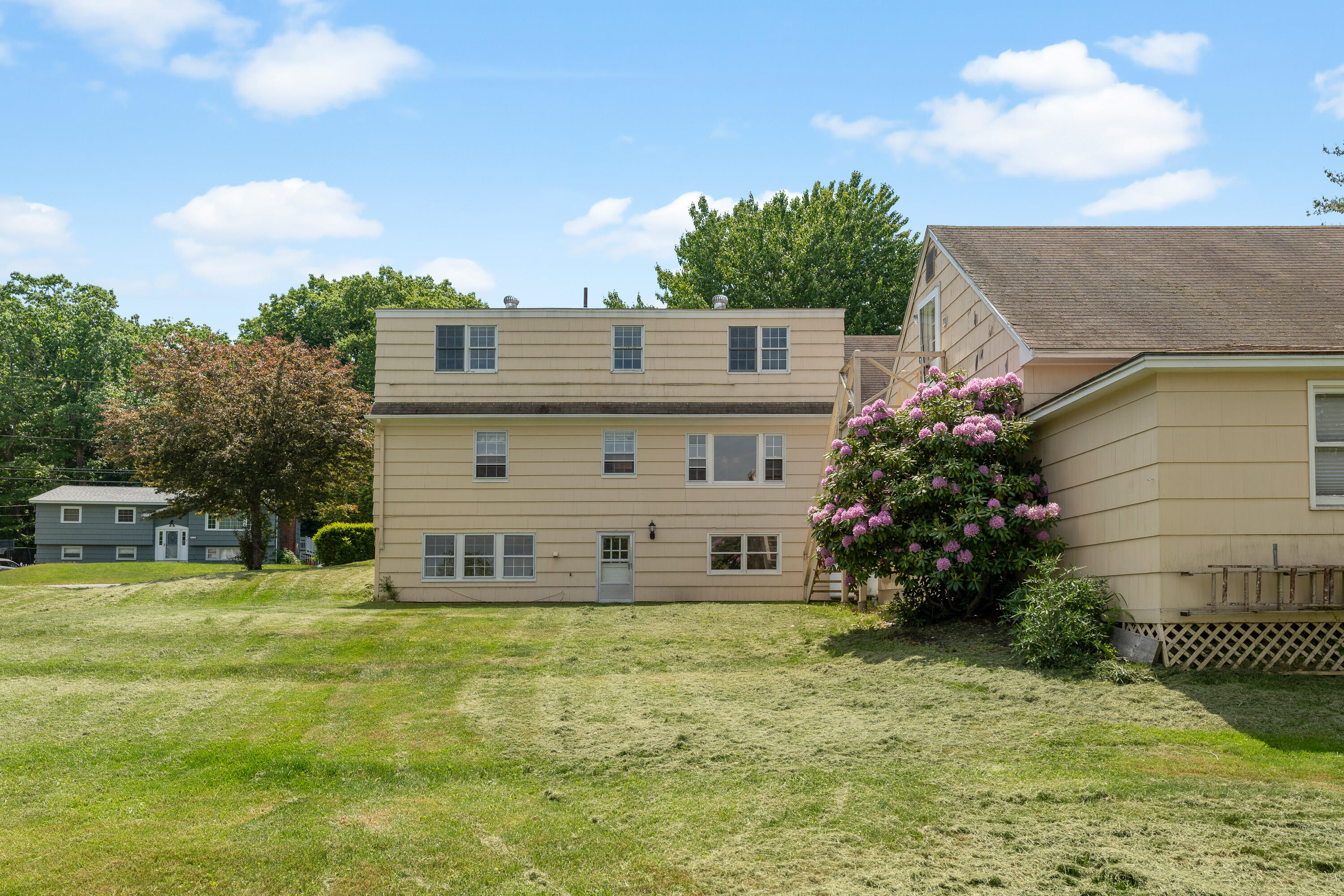 84 Abby Lane