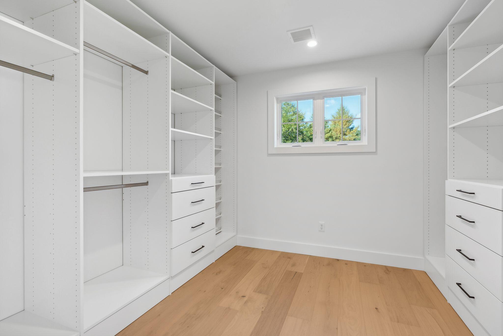 6 Martell Way