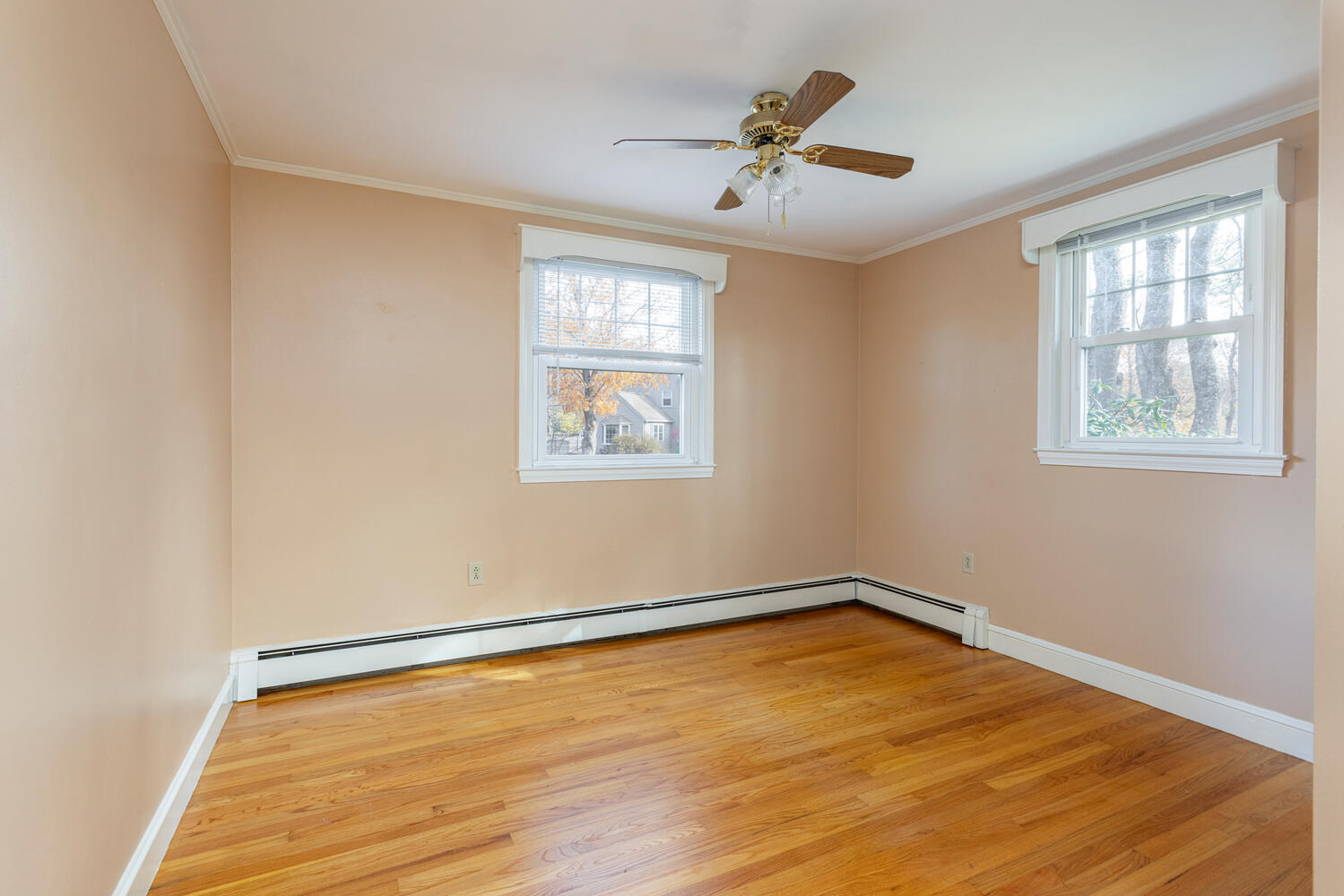 6 Lawn Avenue