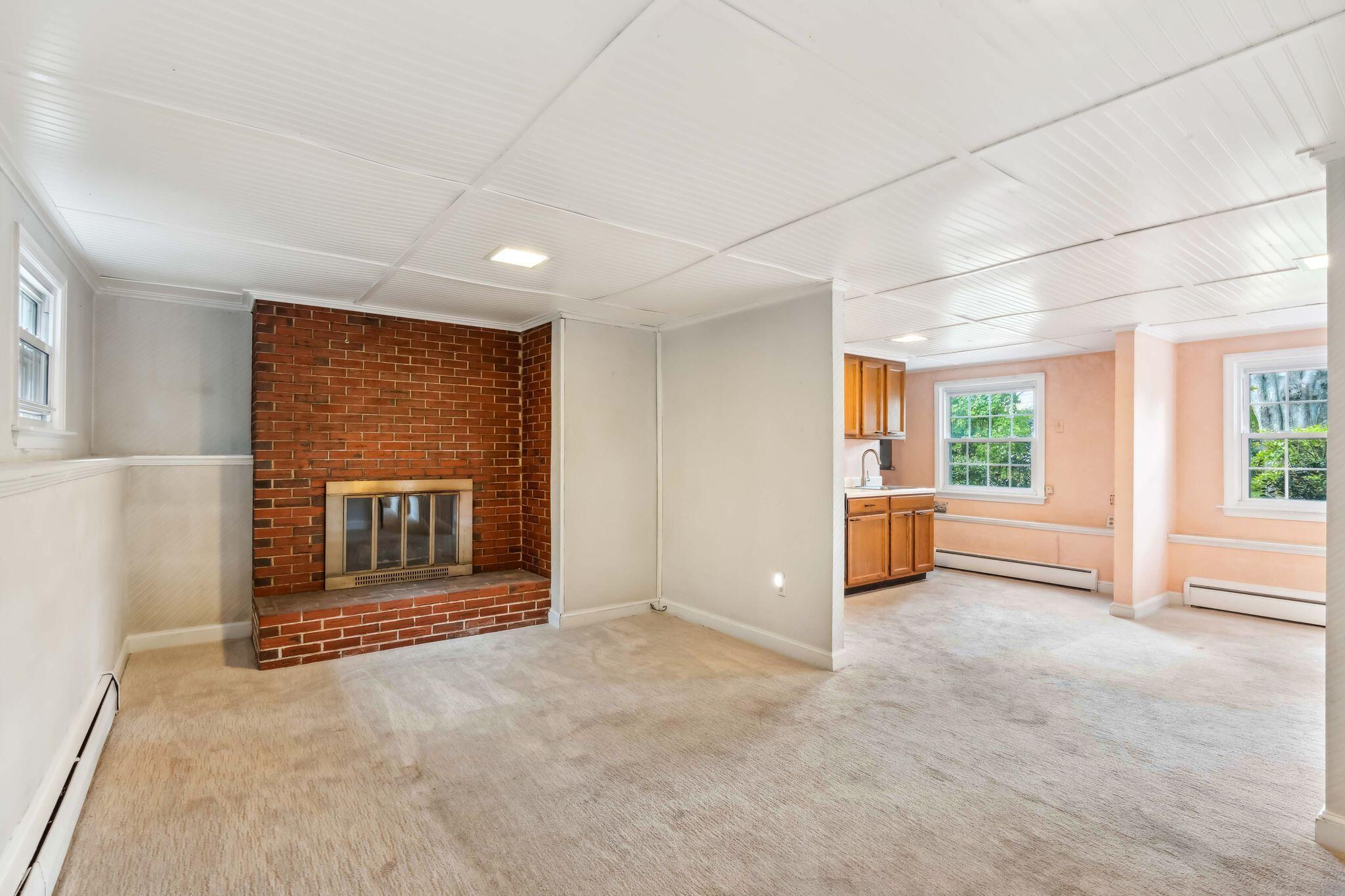 36 Murray Drive