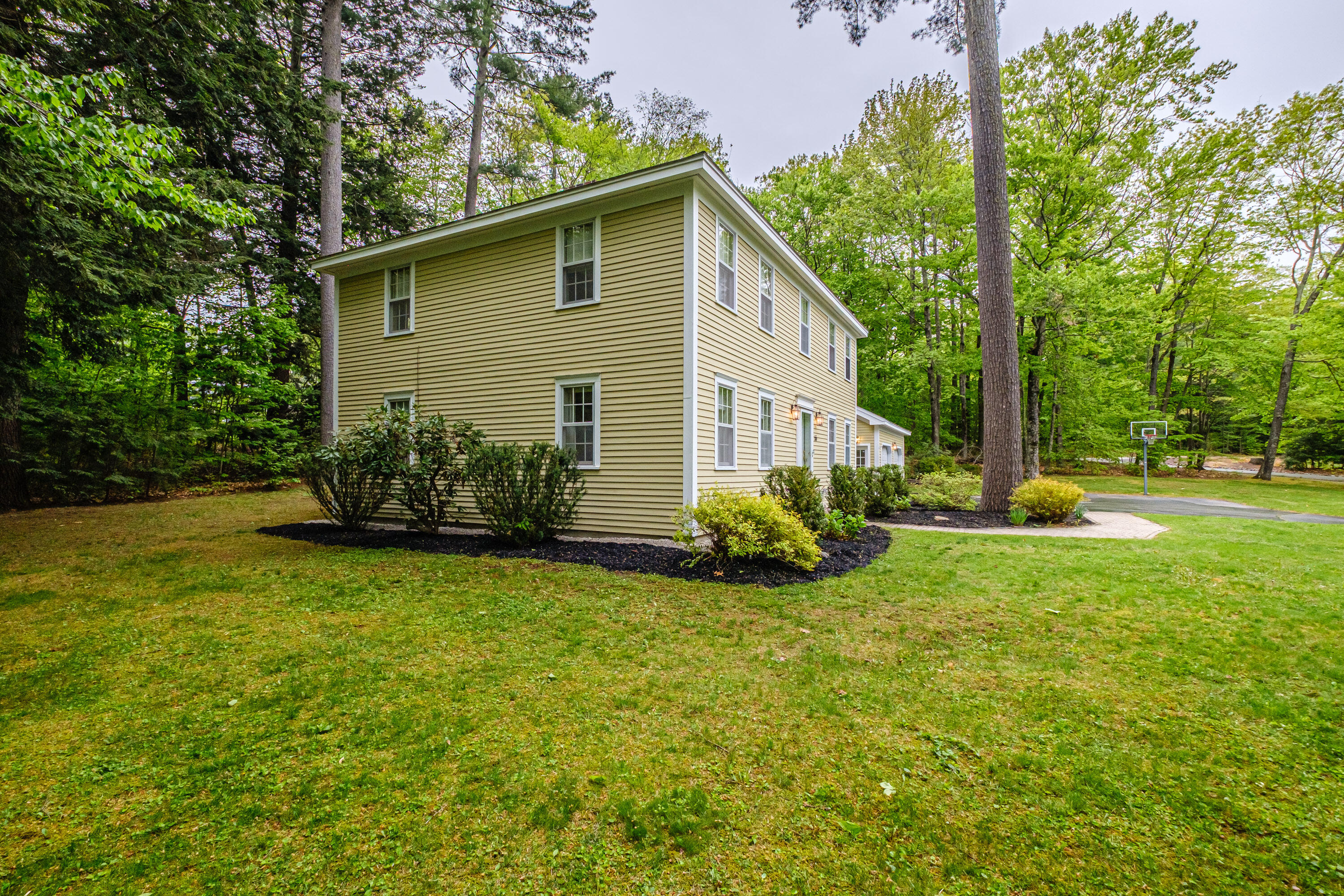 55 Evergreen Lane