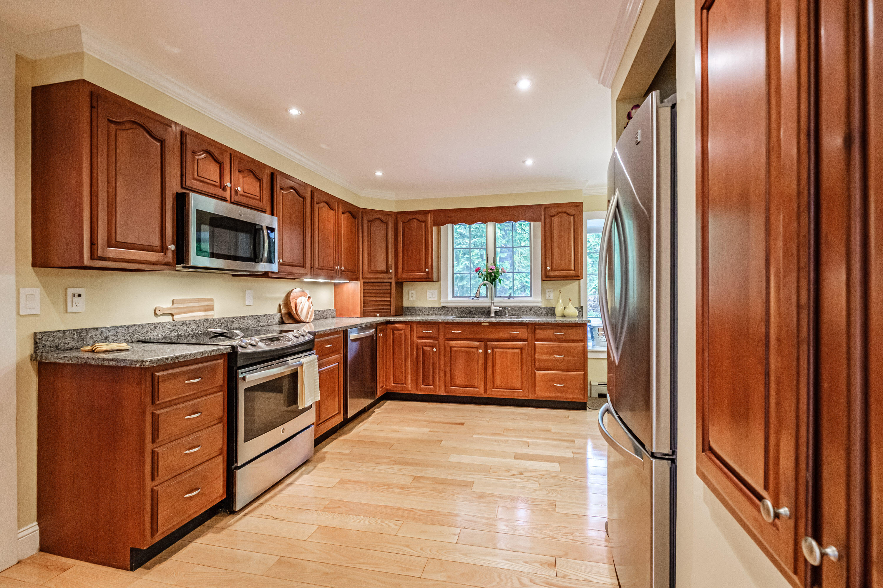 55 Evergreen Lane