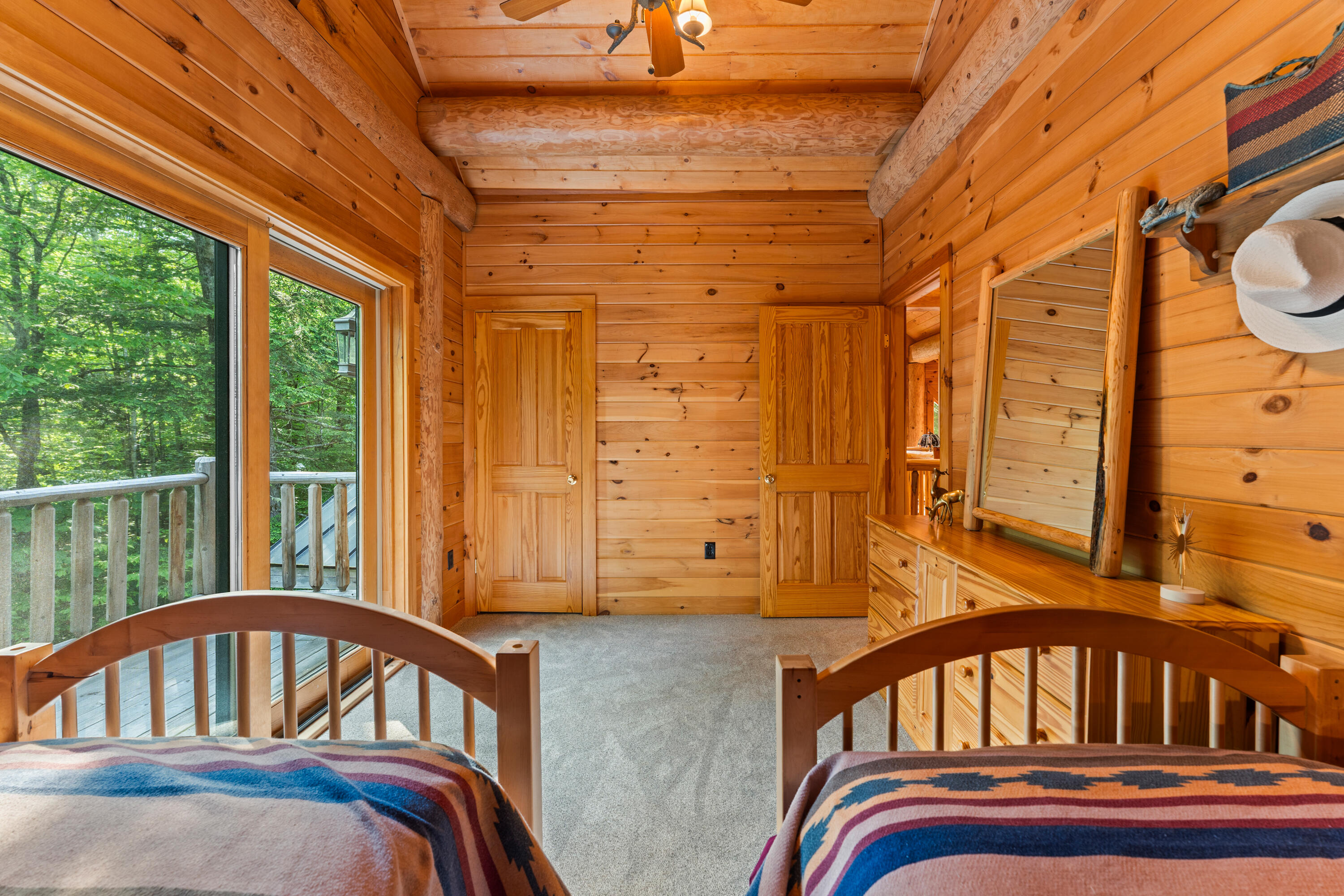 320 Commons Drive