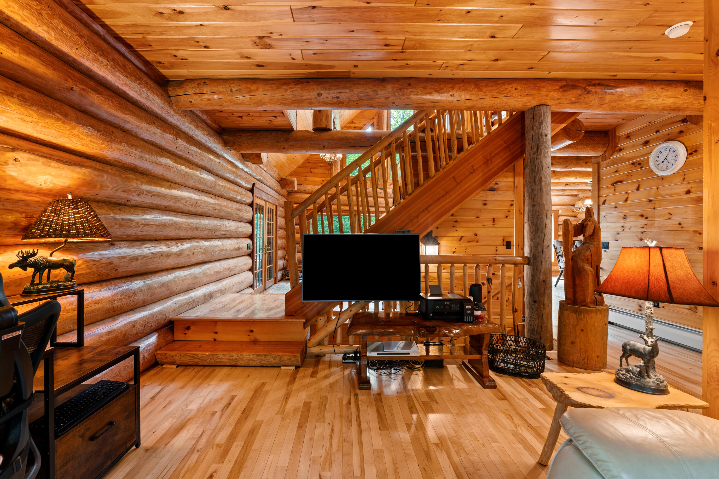 320 Commons Drive