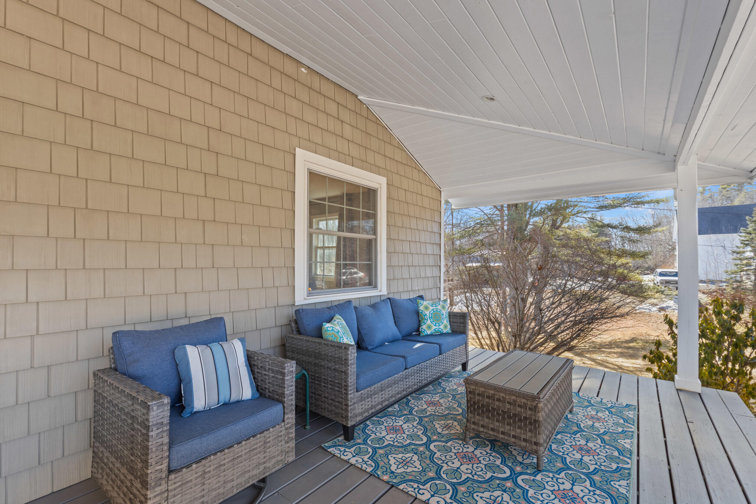 294 QUAKER RIDGE Road