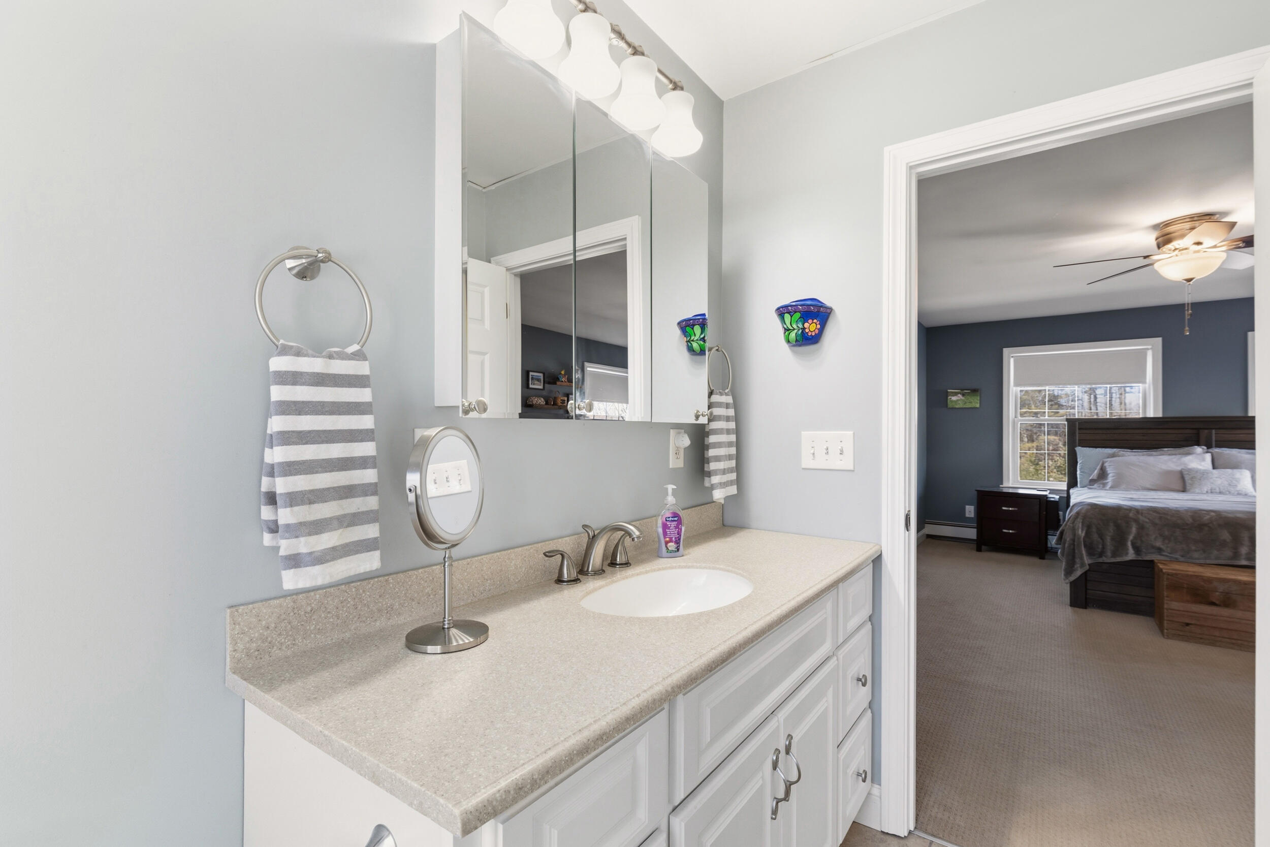 294 QUAKER RIDGE Road