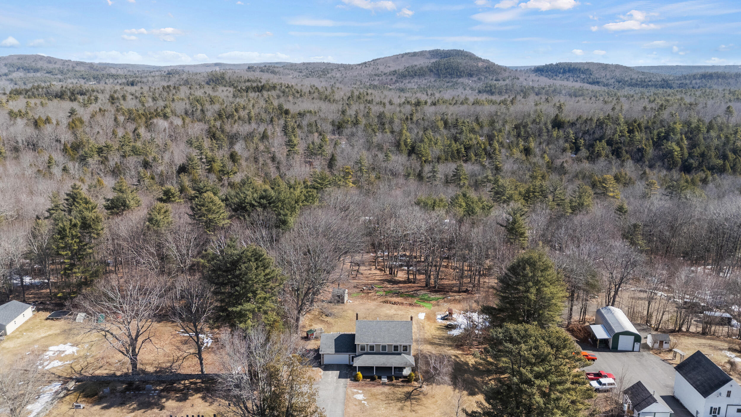 294 QUAKER RIDGE Road