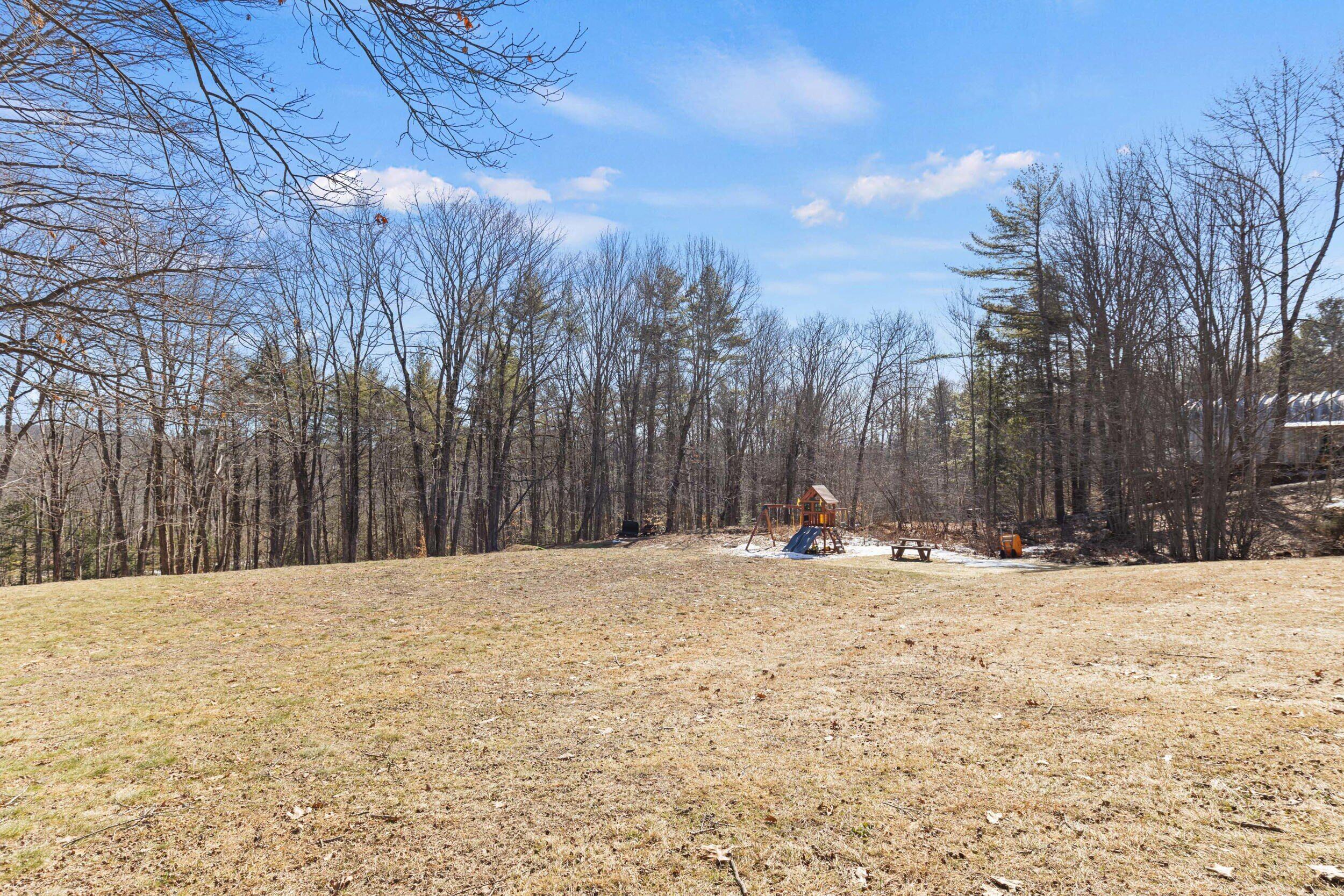 294 QUAKER RIDGE Road