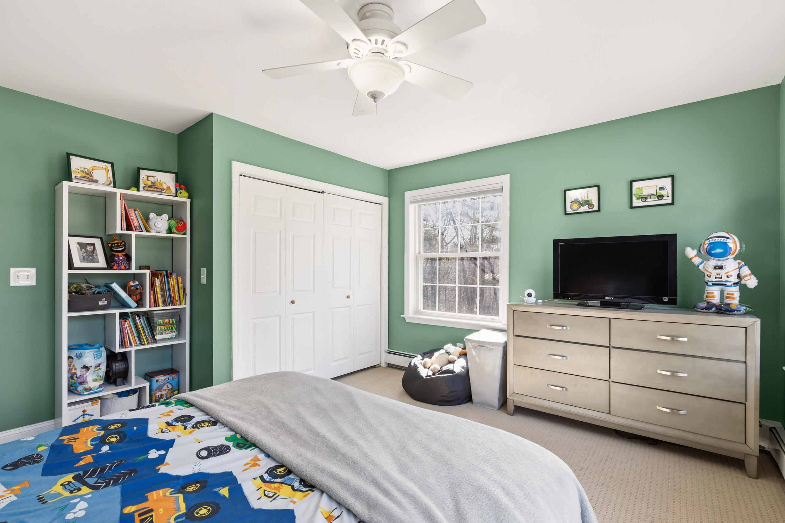 294 QUAKER RIDGE Road