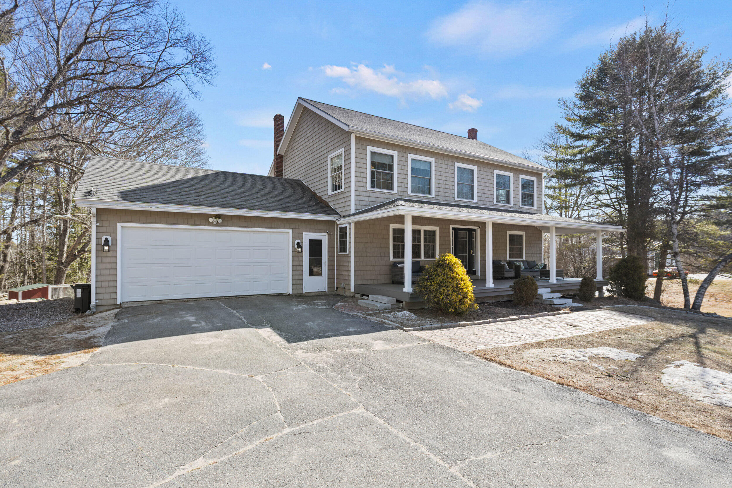 294 QUAKER RIDGE Road