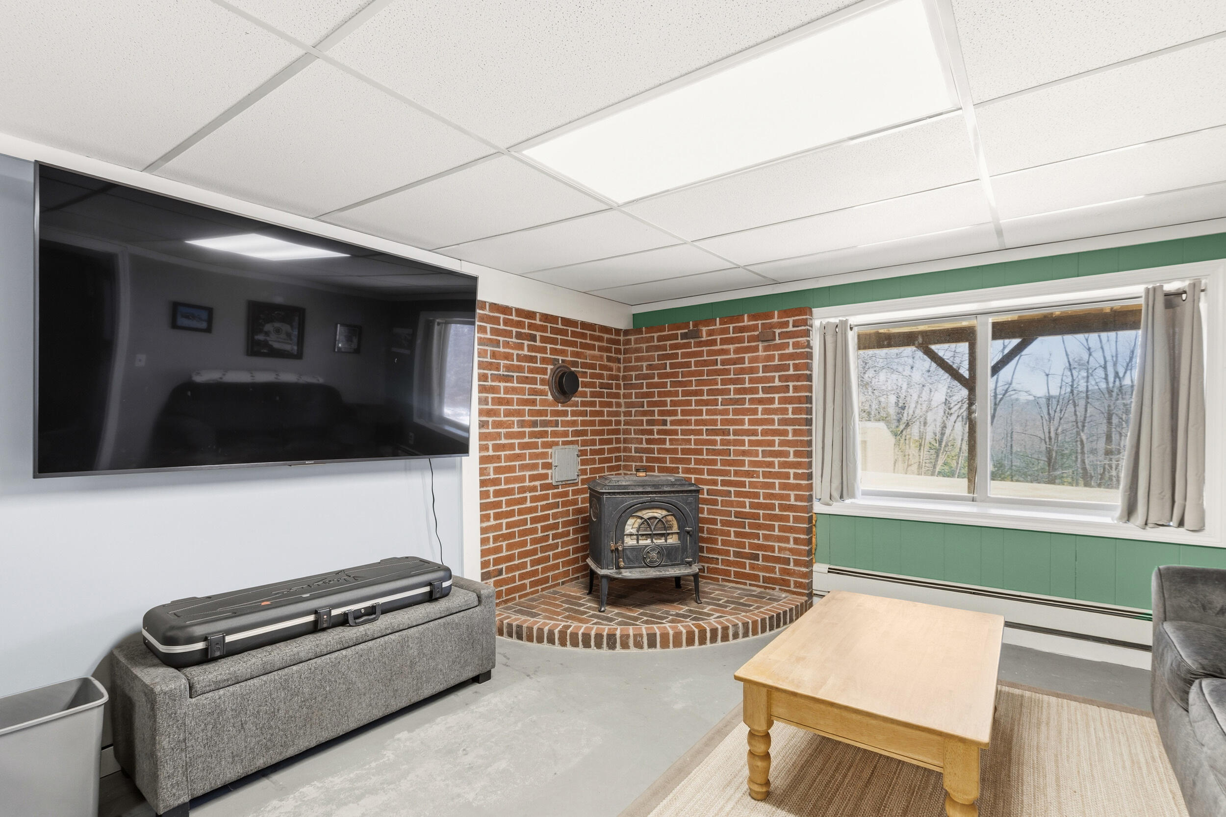 294 QUAKER RIDGE Road