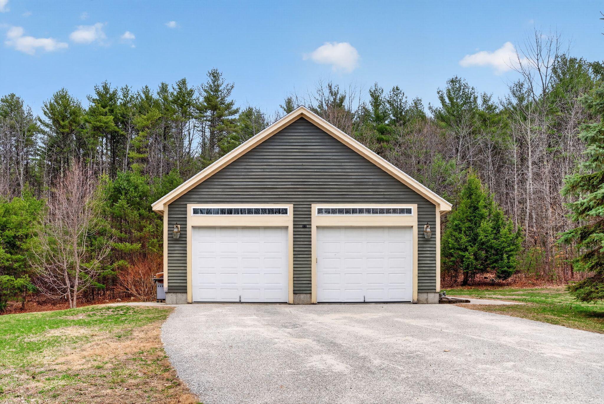 8 Colina Drive