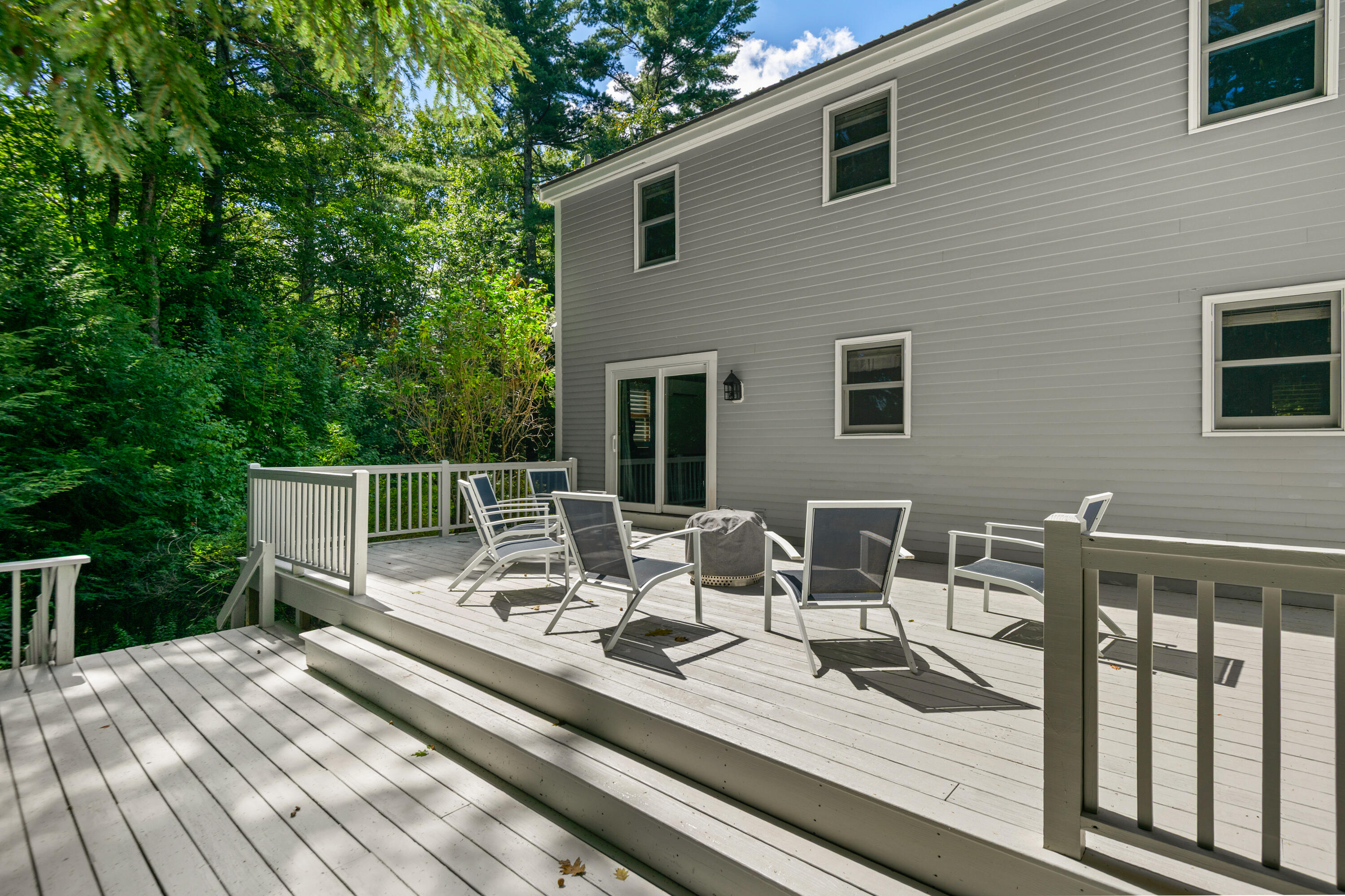 27 Hemlock Ridge
