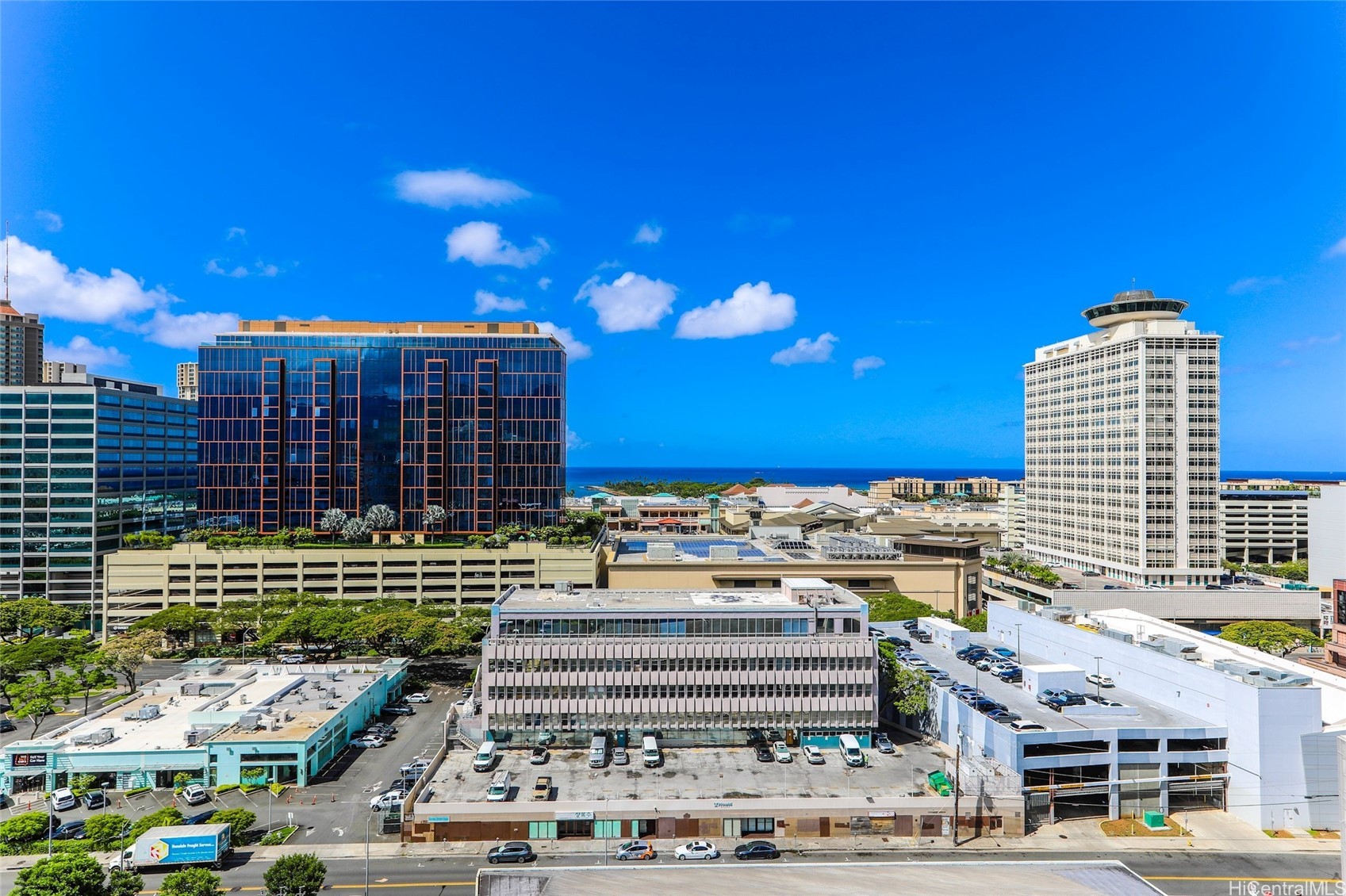 750 Amana Street 1612
