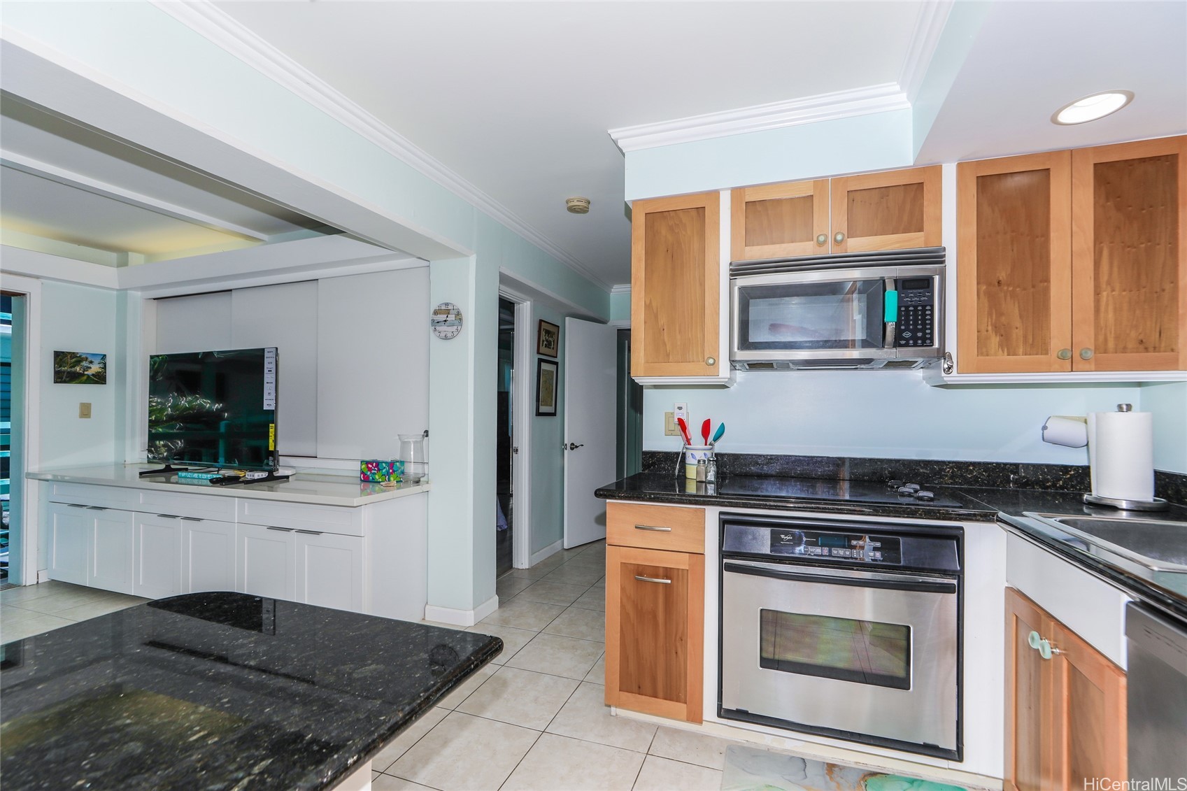 2957 Kalakaua Avenue 402