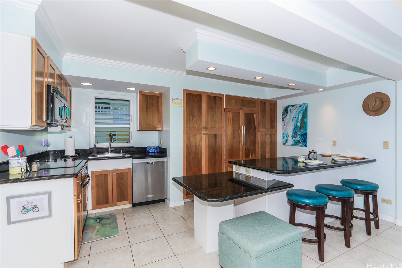 2957 Kalakaua Avenue 402