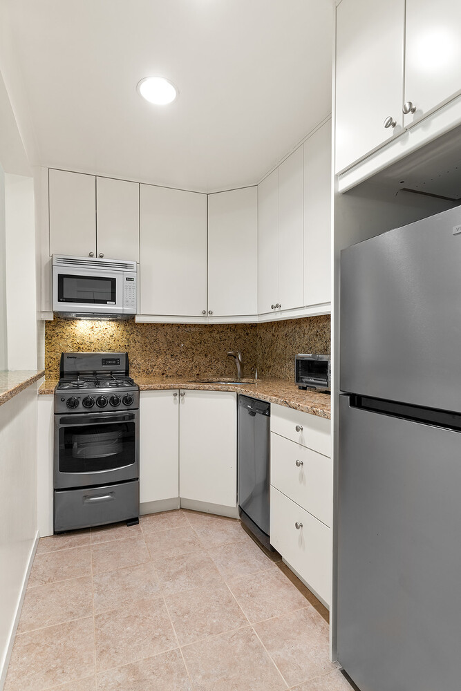 1255 5TH Avenue 5E