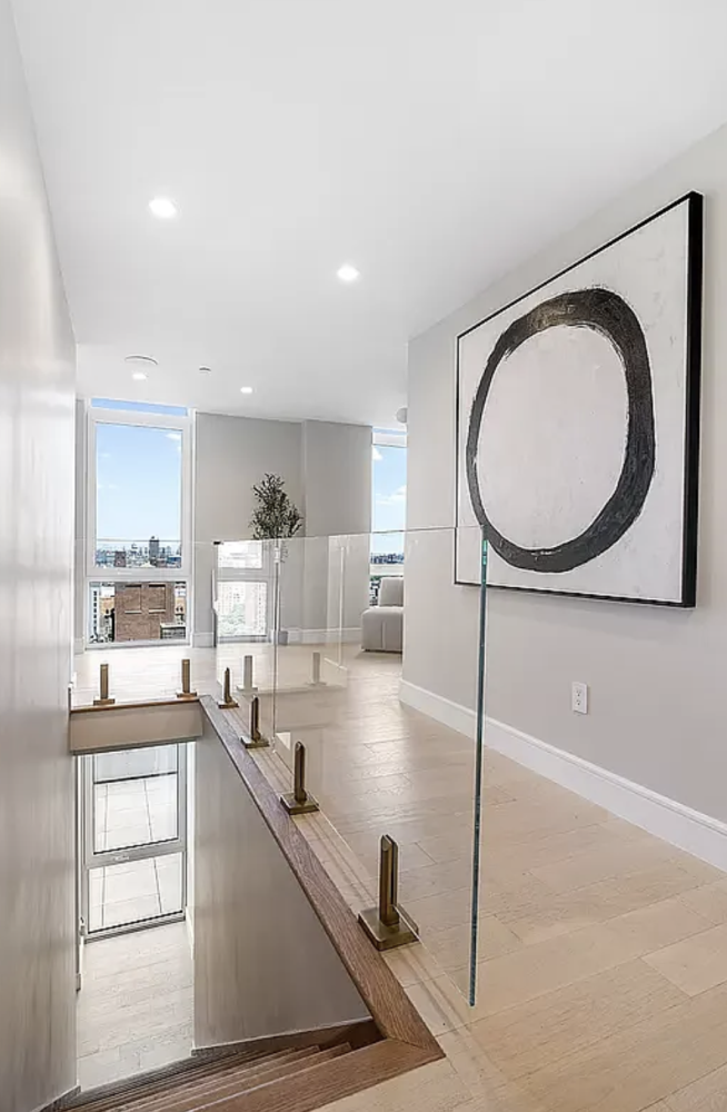 1399 PARK Avenue 21B
