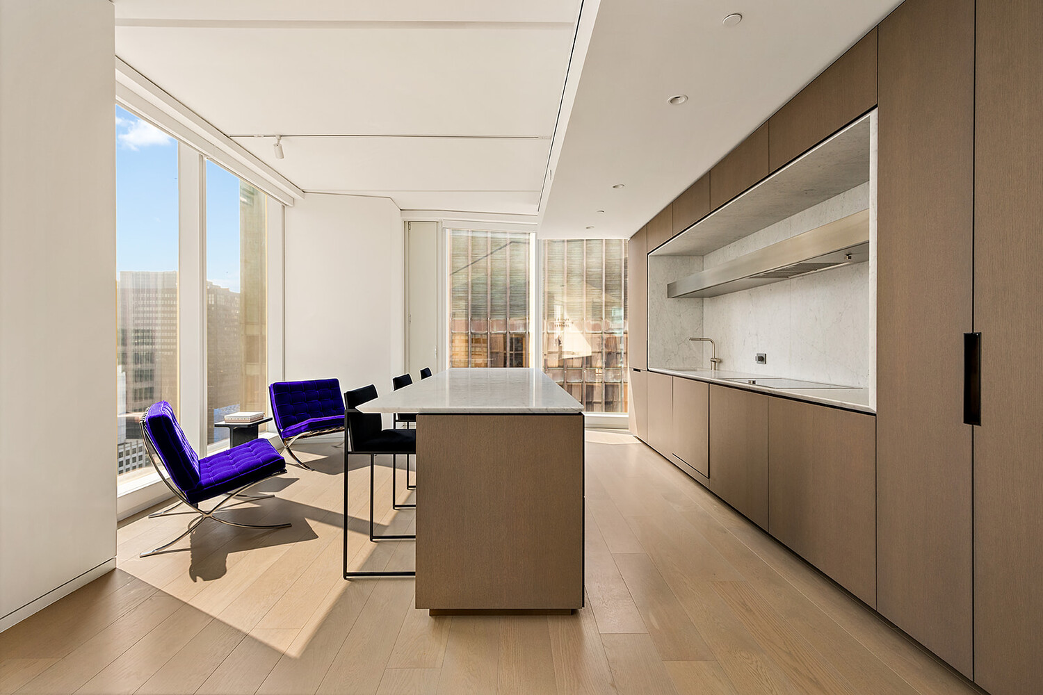 100 E 53RD Street 45B