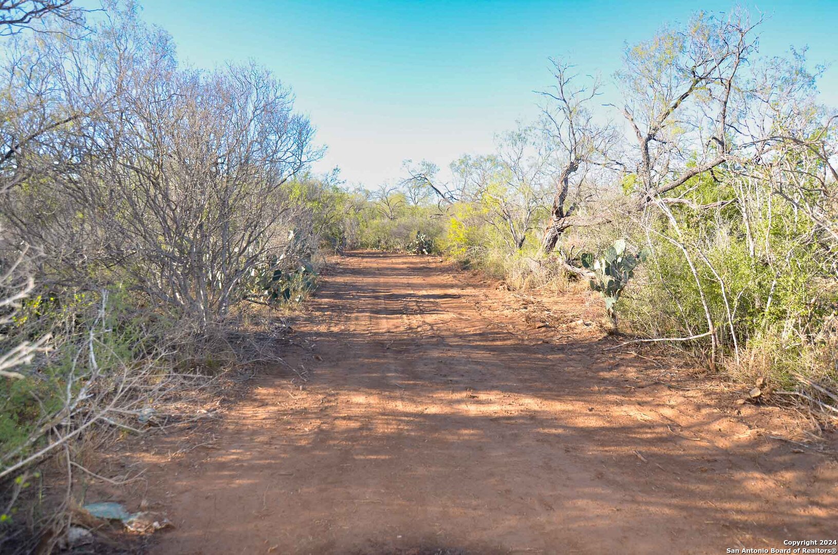 3744 County Road 2800