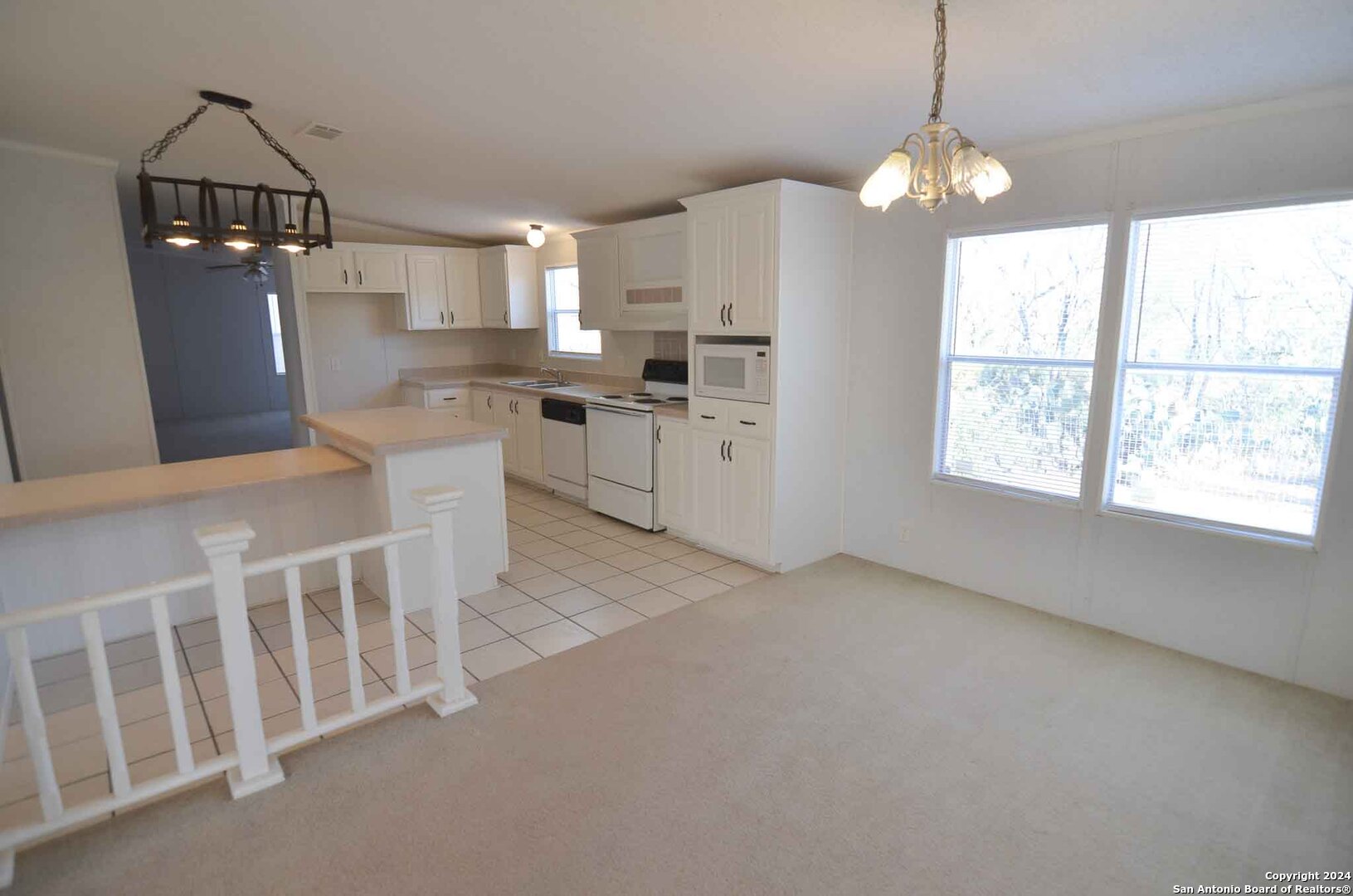 3744 County Road 2800