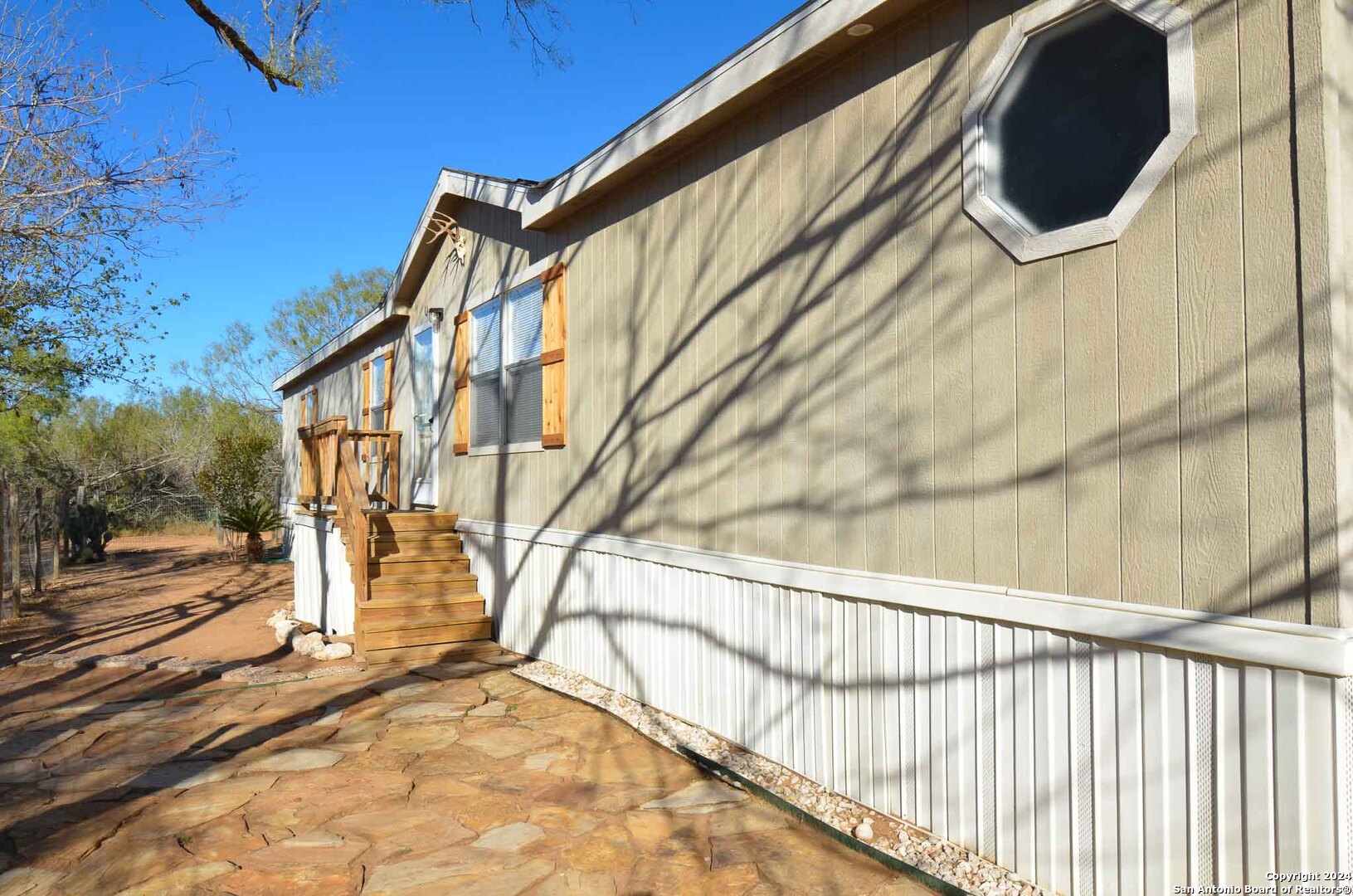 3744 County Road 2800