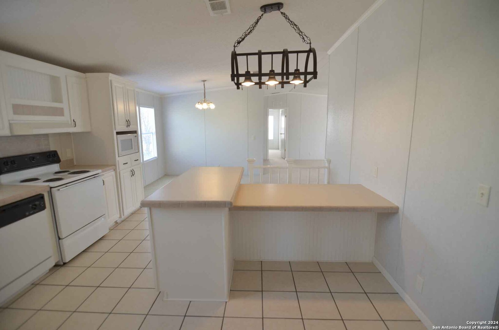 3744 County Road 2800