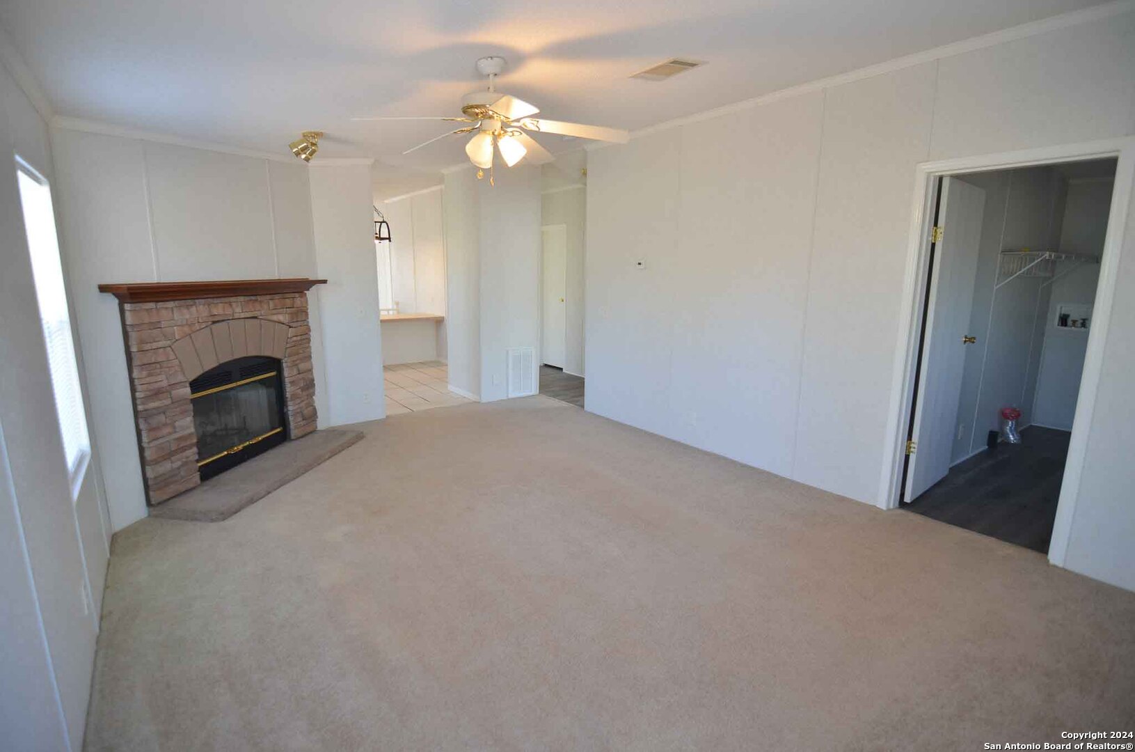 3744 County Road 2800