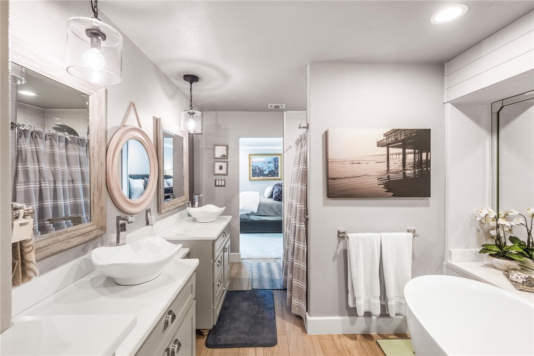 13914 Hawksnest Bay Dr